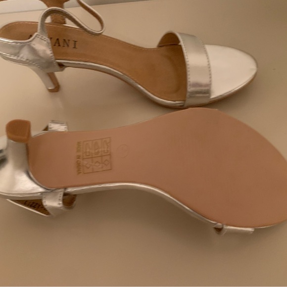 Size 7 brand new - Picture 3 of 5